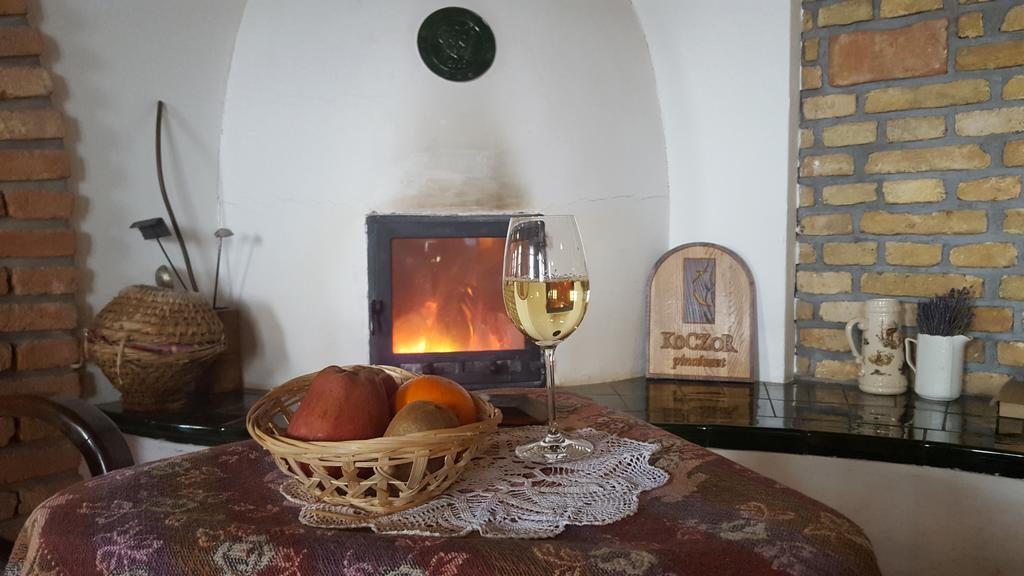 Koczor Winery & Guesthouse Balatonfured Exterior photo